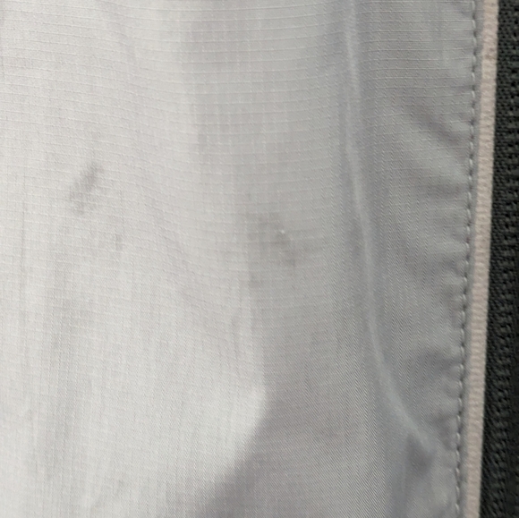 New Balance Men's Gray and Black Lined Windbreaker - Full Zip Size XL - Picture 6 of 12